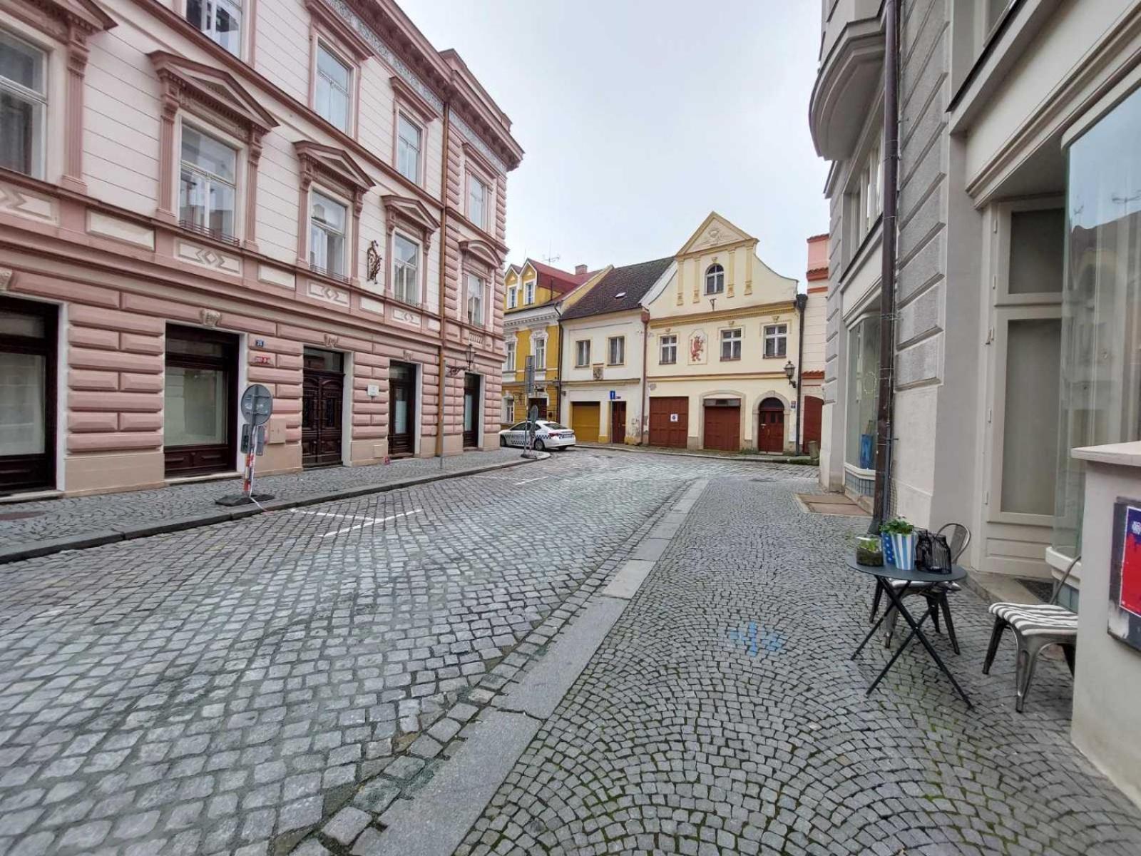 Byt 2+Kk Na Velkem Namesti Hradec Králové Exteriér fotografie