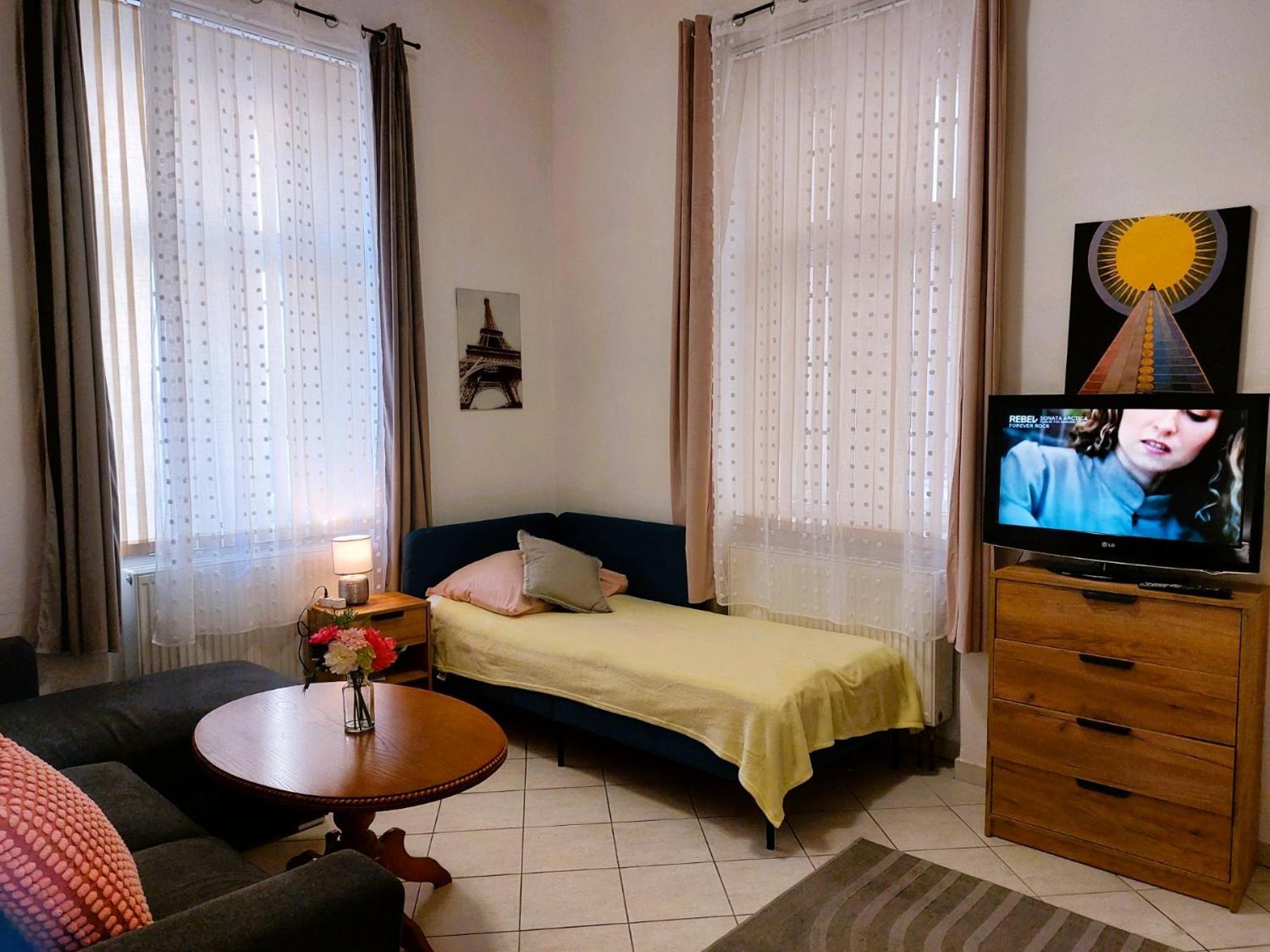 Byt 2+Kk Na Velkem Namesti Hradec Králové Exteriér fotografie